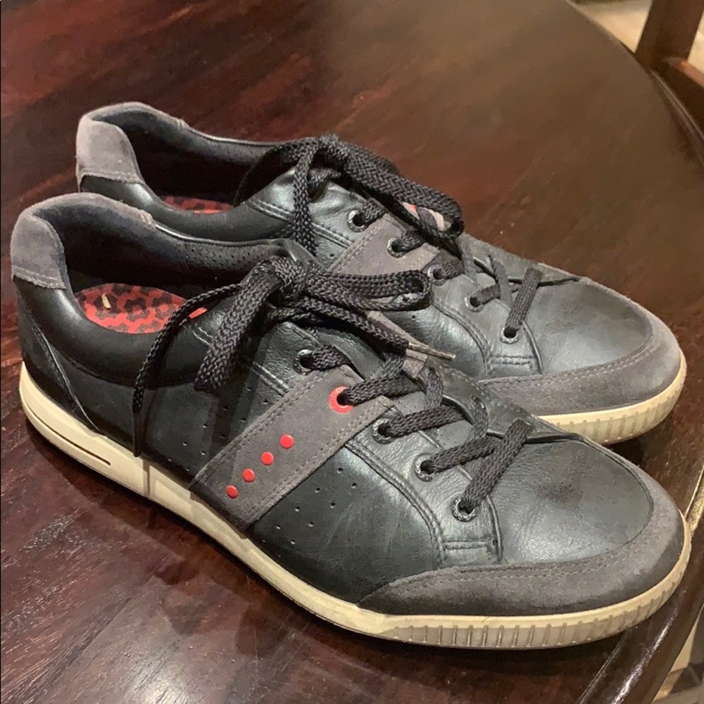 ECCO men’s golf shoes